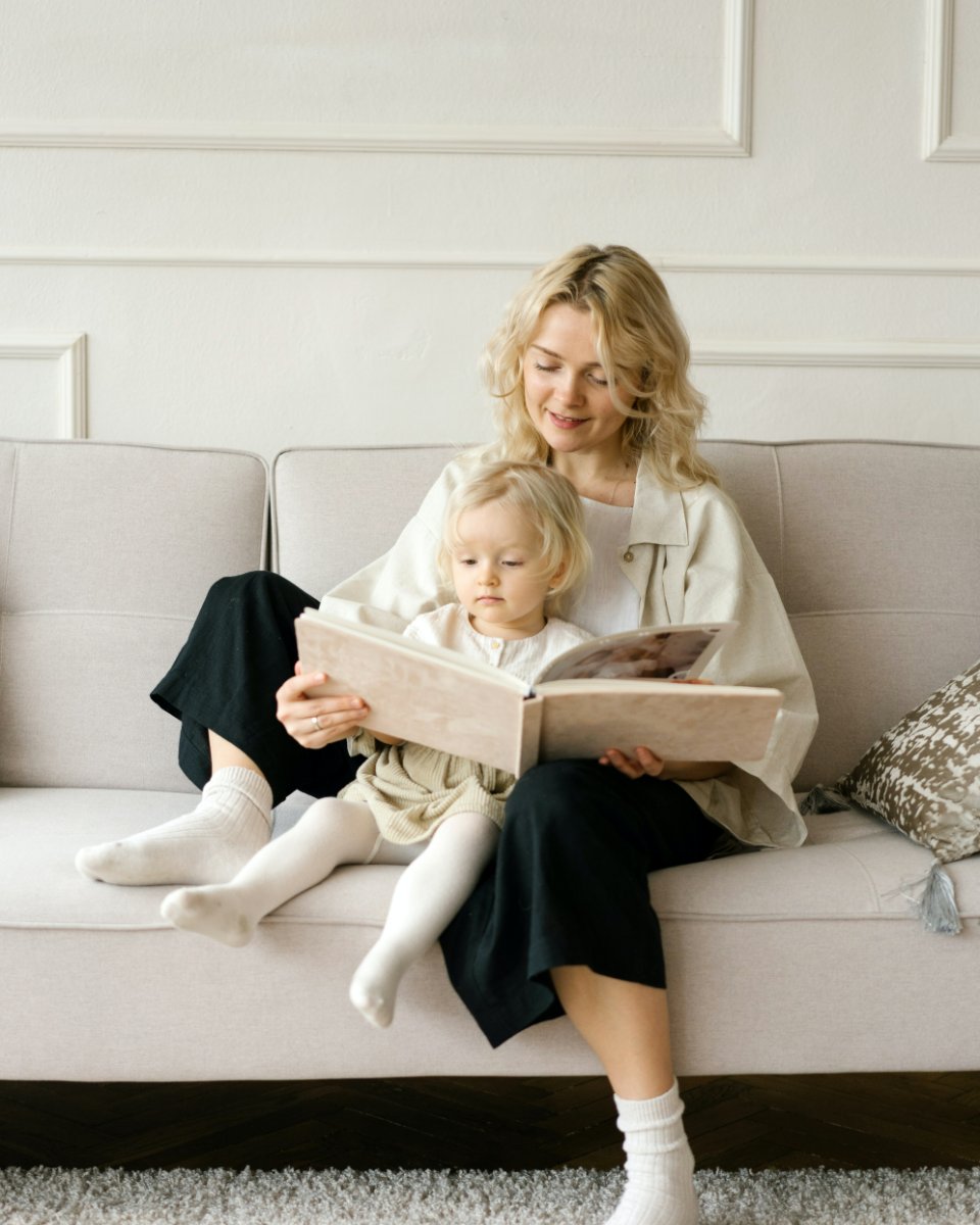 KoolKareAir's tweet photo. Don't shiver through January, stay cozy all winter long with our HVAC maintenance and repairs! If you've had issues with your system, give us a call at (602) 863-9201. #KoolKareAirConditioning https://t.co/HgXp3FXFtI