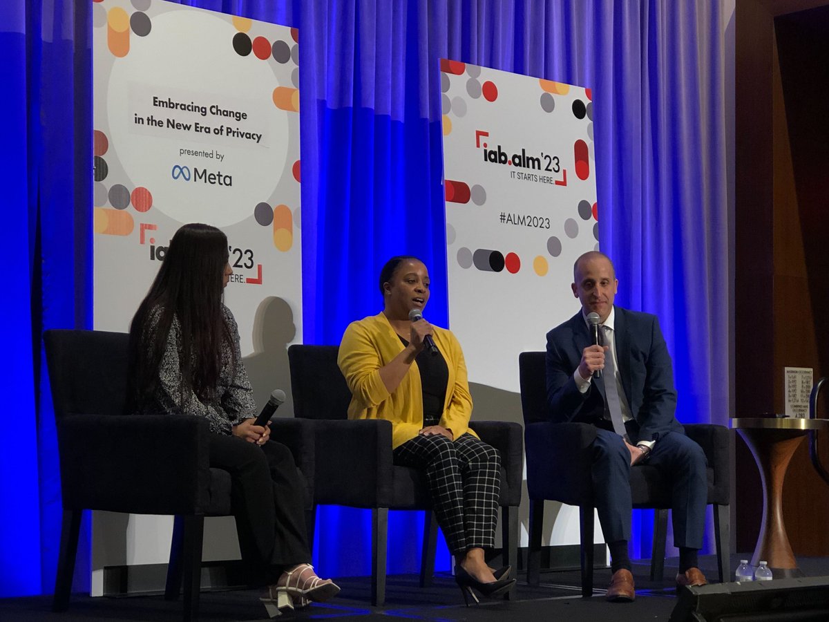 iab's tweet photo. “We have to stick together, we are a #community” said Celinda Cruz-Arce (Celly’s Sweets &amp; Arrangements). “We are a community of creators &amp; business owners bouncing ideas” added LaKita Anderson (@SimplyLaKita) in conversation with #IAB's @brendanathomas #InternetForGrowth #ALM2023 https://t.co/el1TnrM3vP