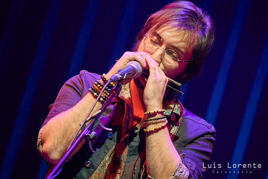 fotoluislorente's tweet photo. Luna de Marte en el Centro Cívico Delicias.
Para @aragonmusical
@OMSYSTEMcameras #fotografiadeconciertos #fotografodeconciertos #concertphotography #concertphotographer #musicphotographer #bestmusicshots #concierto #concert #concerts #livemusic #reportaje #photoreport https://t.co/QhwFtgwFLe