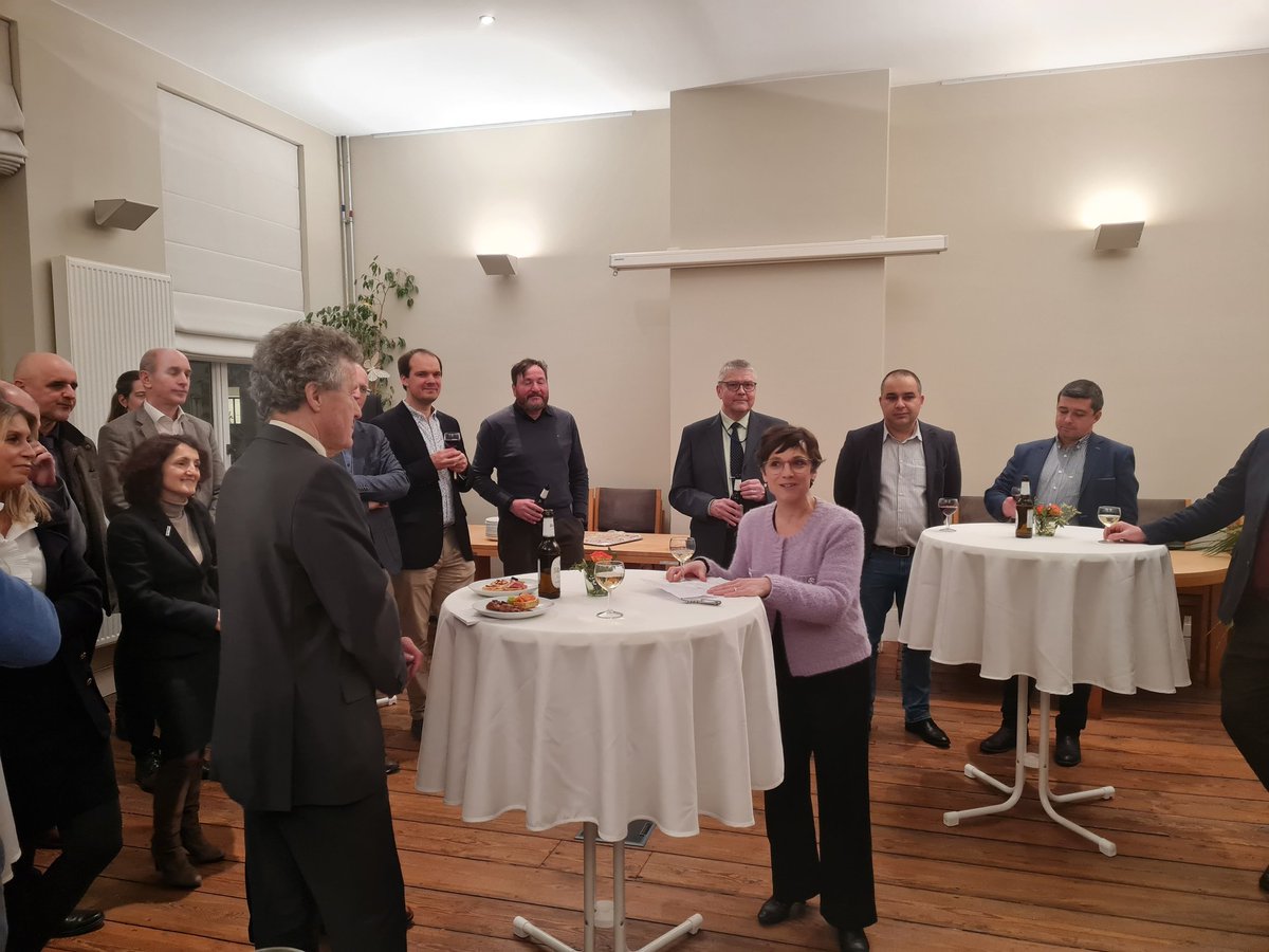 Warming up for tomorrow' discussion!