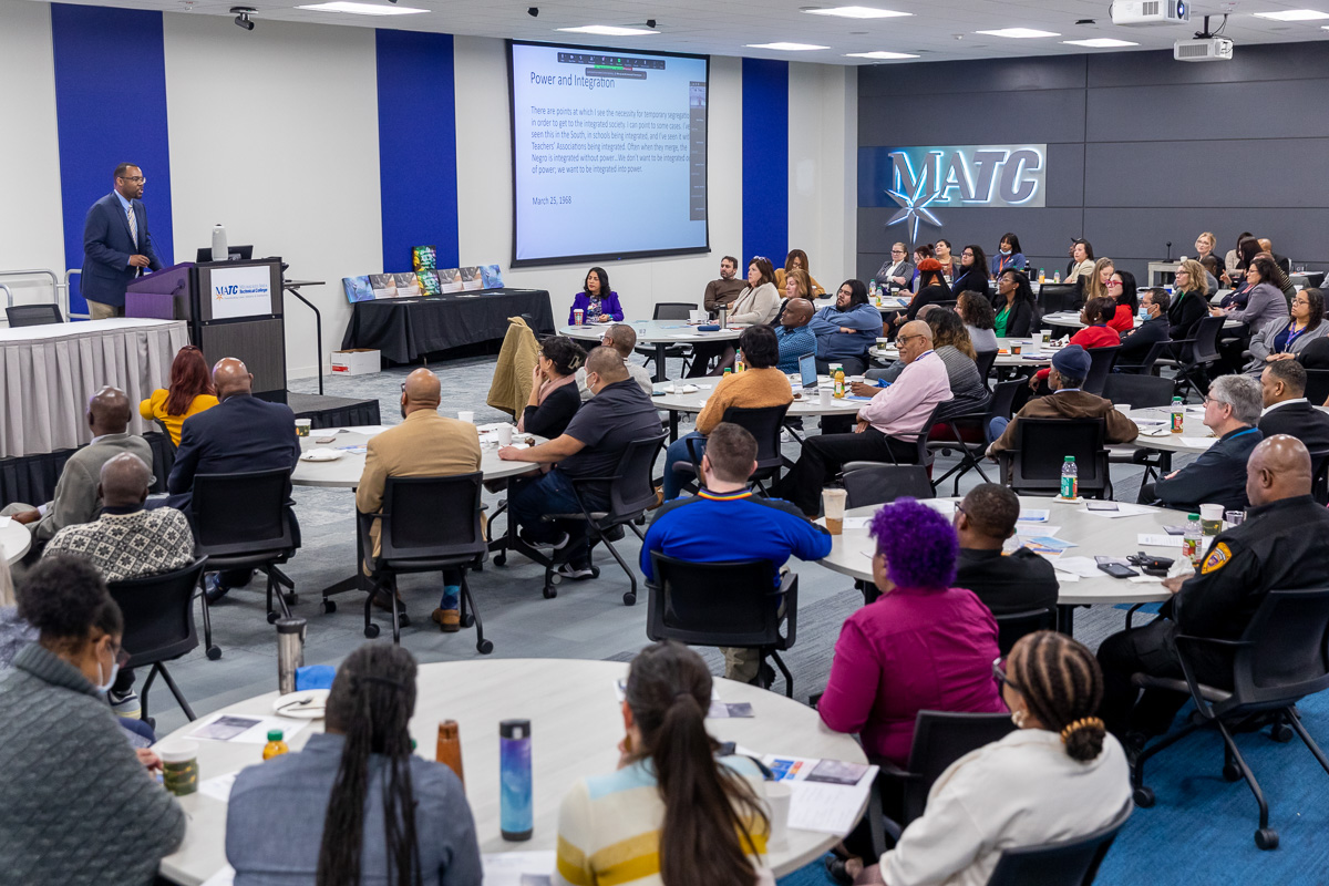 matcmilwaukee's tweet photo. Thank you to everyone who attended the DEI breakfast honoring Dr. Martin Luther King Jr. Friday, January 20, at the Downtown Milwaukee Campus. Students and employees heard from special guest speaker Dr. Cedric Burrows, Marquette University Associate Professor. https://t.co/omJtHK5UXP