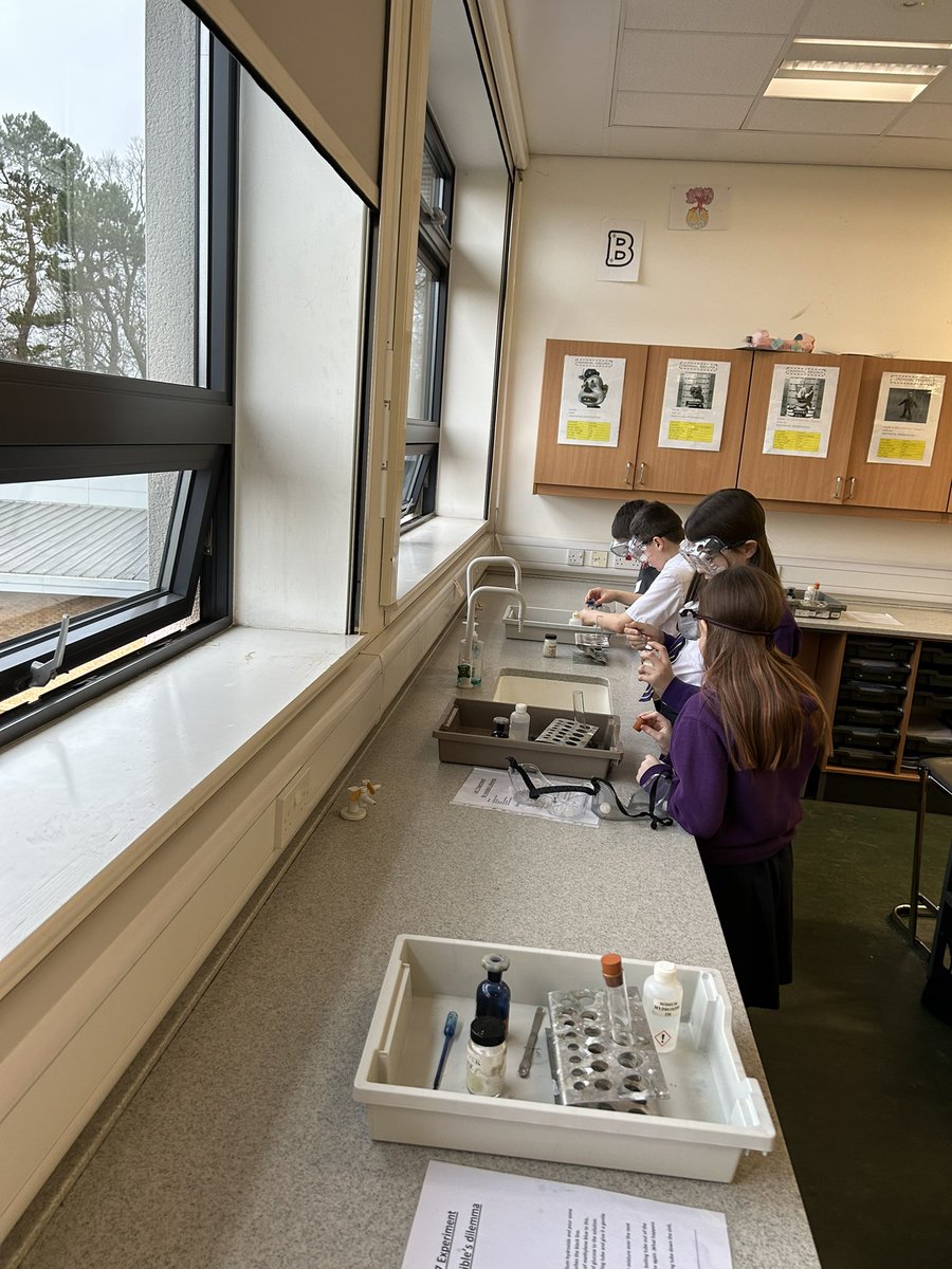 Uddingston Science tweet media