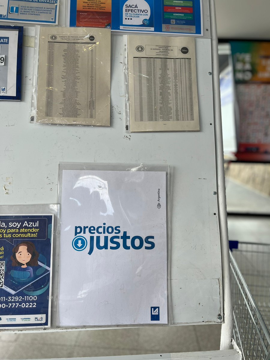 MinProSantaCruz's tweet photo. Continuamos con los controles del Programa #PreciosJustos
🔹 En esta oportunidad el cuerpo de inspectores de la Dirección de Consumo, encabezado por el secretario de Comercio, Leandro Fadul, recorrió las sucursales de La Anónima de El Calafate
#Minpro #SantaCruz #Comercio
Hilo👇 https://t.co/e517UkERG9