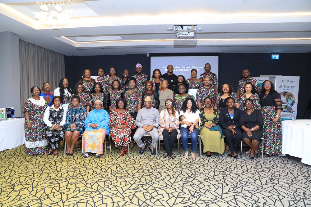 nighealthwatch's tweet photo. In this week's #NHWTorchlight piece, @iam_micL &amp; @Olubunmi___ highlight the @RICOM3Project, a unique &amp; innovative Quality-of-Care approach to reduce maternal mortality &amp; morbidity caused by #NCDsInPregnancy in #Nigeria.

Read here 👉🏾 https://t.co/AEl62sLSh1
#GivingBirthInNigeria https://t.co/5V1HwUT6bM