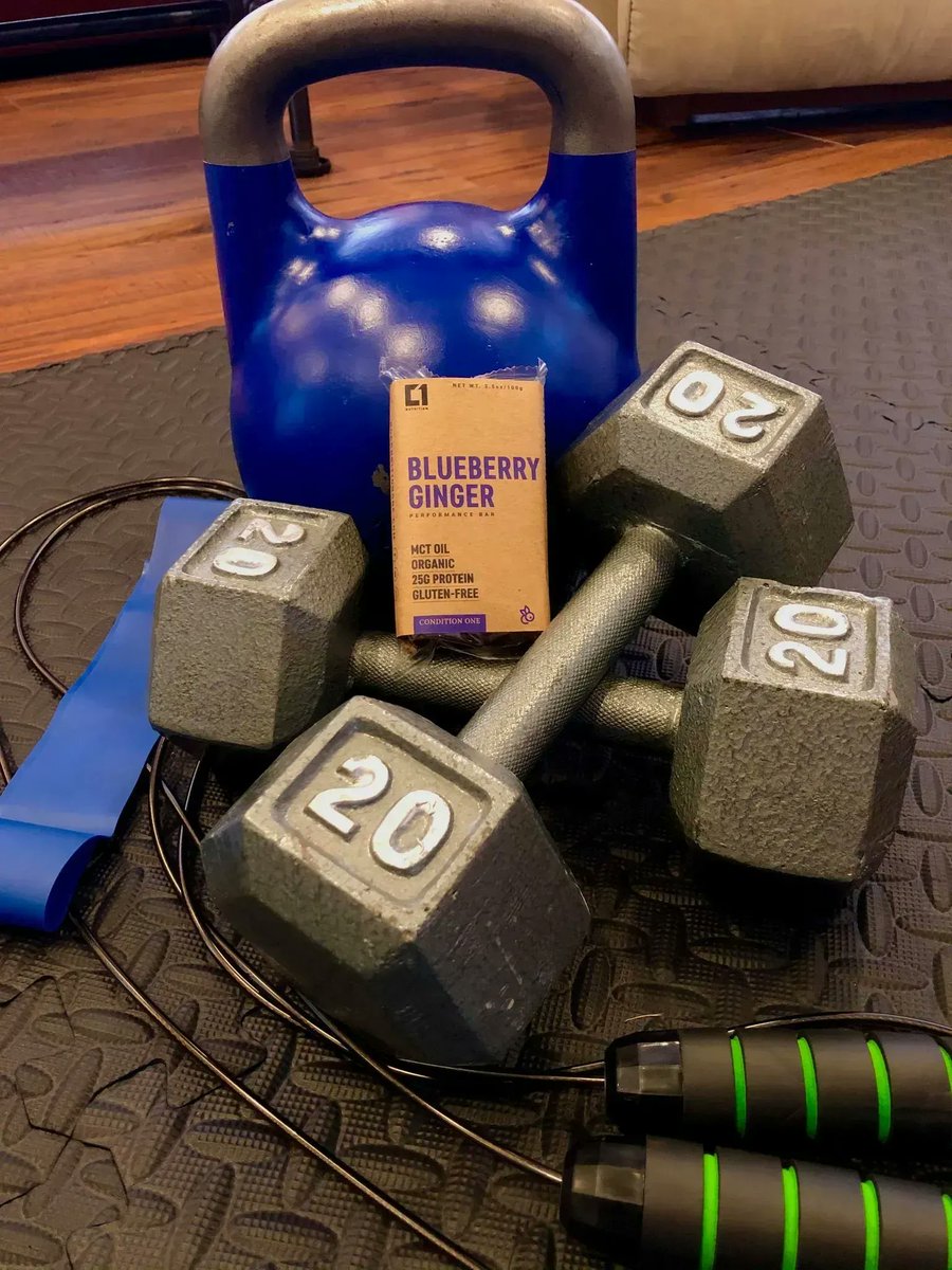 🫐 Fight against the Monday Blues! Stress less about what you're going to eat and focus on your next sweat session! 💪

buff.ly/3j0qJza+

#blueberryginger #kettlebells #kettlebell #madeintheusa #madeinamerica  #proteinbars #healthysnack #healthyfood #postworkout