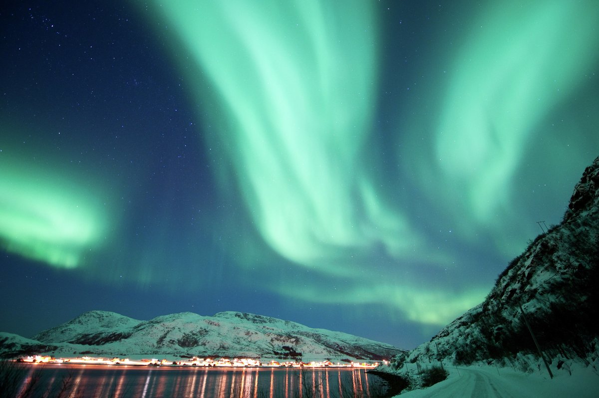Activity_Travel's tweet photo. Combine the bustle of city life with relaxing on a peaceful island at Tromsø and Sommarøy. Tromsø is a family-friendly city with fantastic attractions to entertain the whole family. Over on Sommarøy, you can see right across the bay >> https://t.co/daneyVh1dp

©️ Gaute Bruvik https://t.co/FFrA5TWZPX
