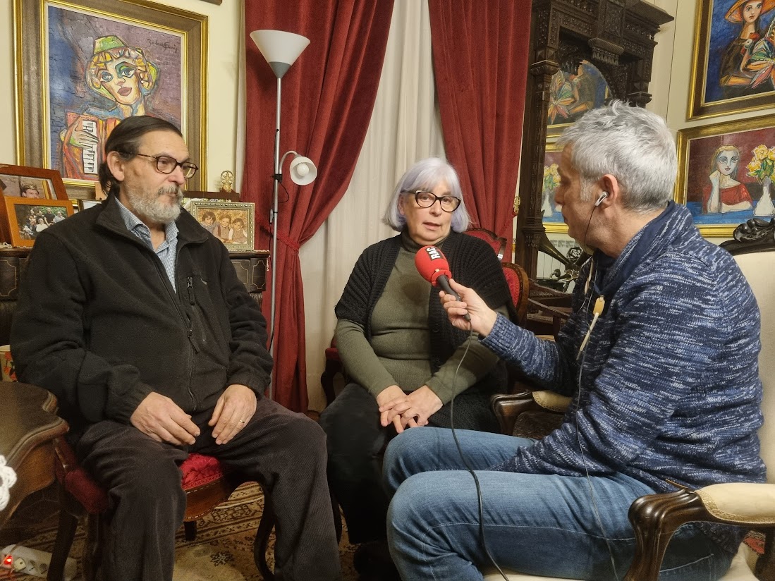 Fa 20 anys, la Cèlia i en Jaume van decidir ser família d'acollida. En aquest temps han acollit 16 nens. El primer de tots, l'Òscar, continua vivint amb ells. Ara, a <a href="/islandiarac1/">Islàndia RAC1</a>, expliquen la seva història en una conversa amb Albert Om.

📻 rac1.cat/directe