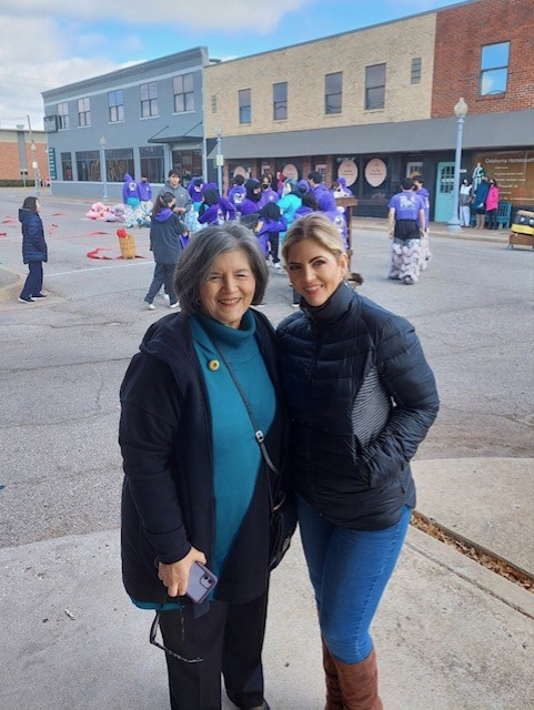 Mayor Lloyd and Councilwoman Larsen enjoyed the Lunar New Years festivities downtown Bethany this past Sunday. The event was put on by local restaurant Pho39 and was truly a sight to behold!