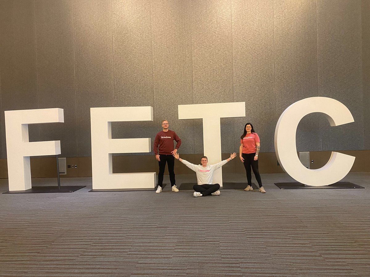 strawbees's tweet photo. We say F E T C 💃🏻…We @strawbees cant wait to meeting you!! We are demoing the giant truss crane live, come and try!! 🏗 🎉👀

#steameducation #stemlearning #codingforkids #handsonlearning #engineering #strawbeesclassroom #strawbeesschooltour #curriculumaligned https://t.co/64FtZ3p8YD