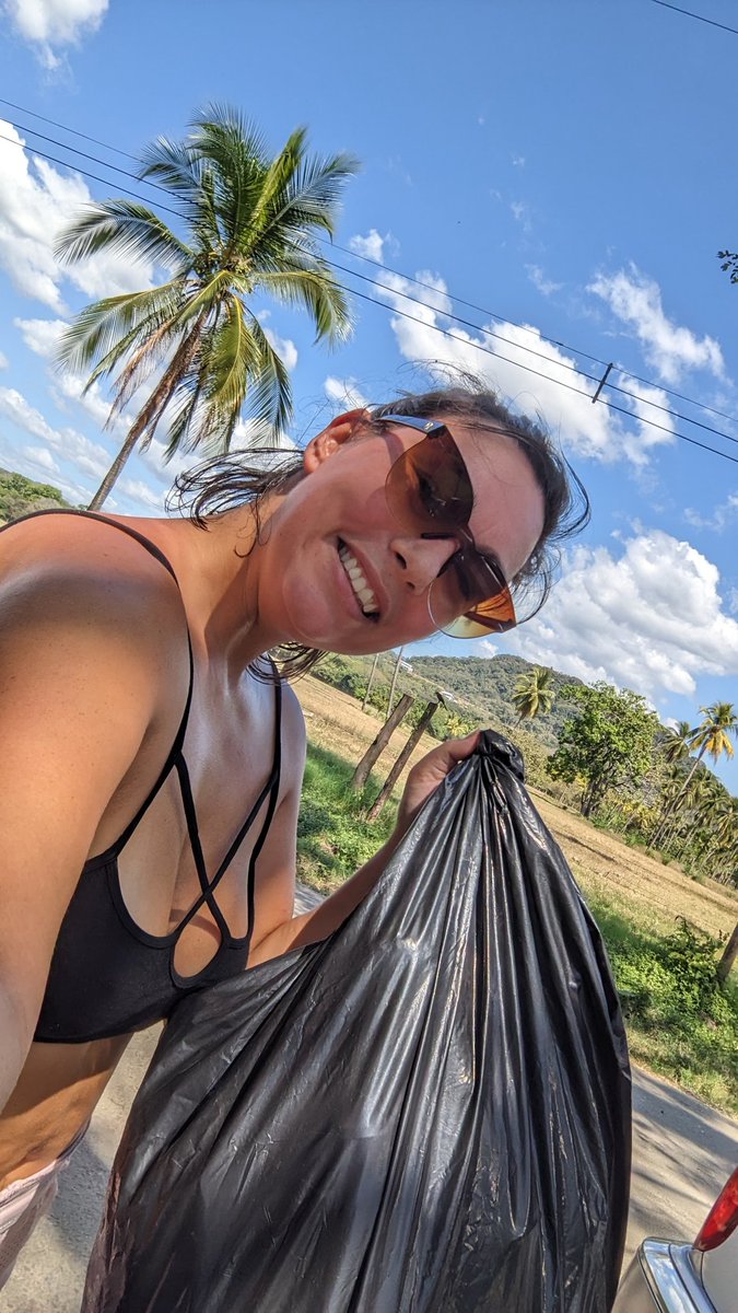 Rave4_H's tweet photo. @HighlyArtistic @TheGivingBlock @ScarceCreatures @MedusaWorld_DAO @ilovetrees_eth @H3Energy_ @ReeFi_Aus @tinytroublesnft @wildchainio @treegens @Digitalfinsnft A little late, but better than never! #EarthDay @HighlyArtistic #pickupgarbage #Earth https://t.co/yzodZIYsEw
