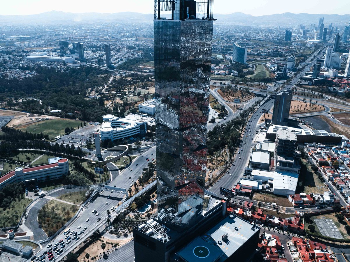 wegotaccent's tweet photo. Crystal clear.
We are reflection of our own actions.
We believe that we are better and deserve better. but if we act bad this will have a mirror on what happens in our life.
#torrejv #tower #architecture #arquitectura #pueblacity #pueblamexico #arquitecturaydiseño #wegotaccent https://t.co/KyRmaashJ2