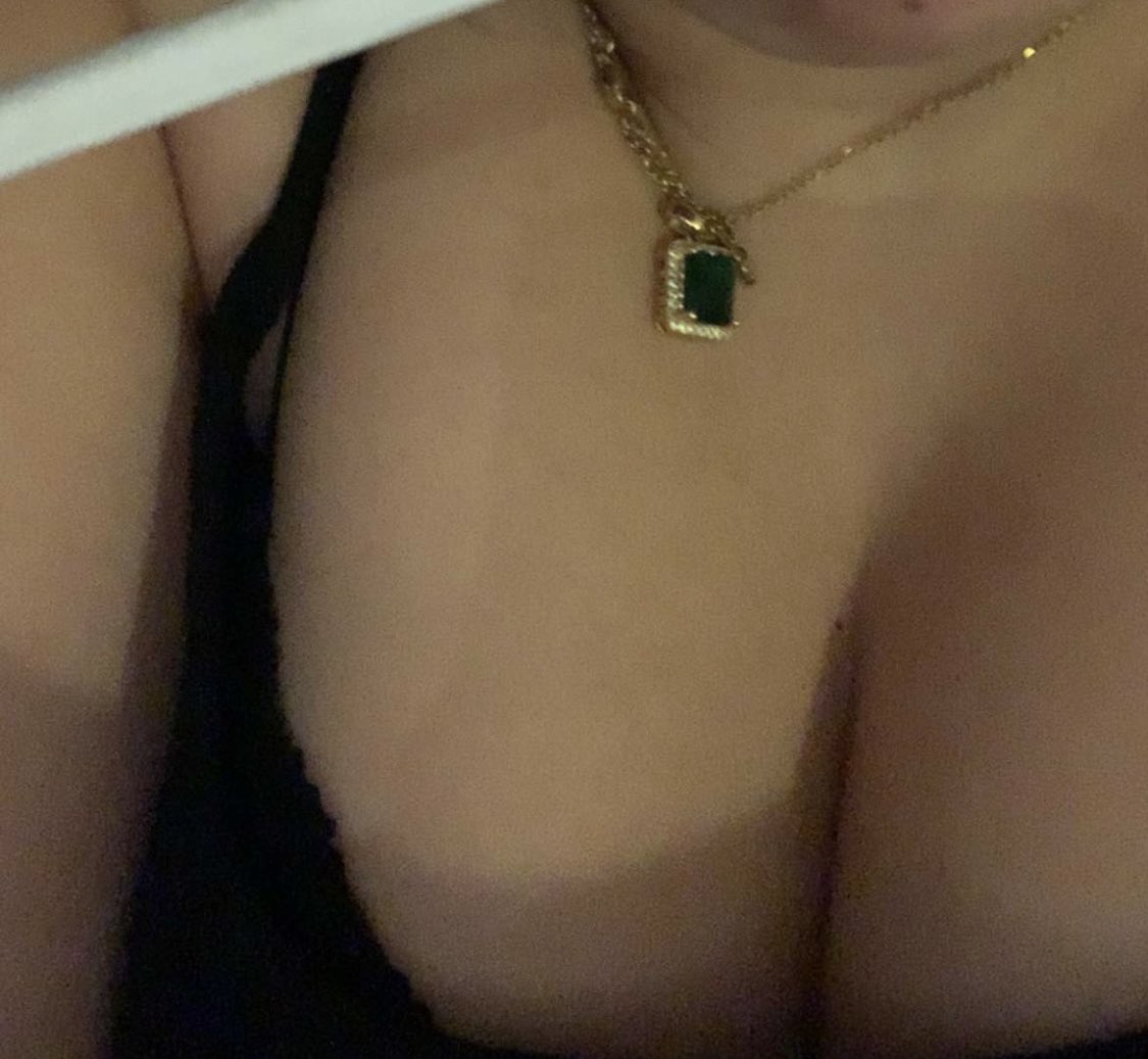 CananHerrin's tweet photo. Meldet euch ihr Geldschweine 
#Zalando #zahlschwein #türkischeherrin #sklaven #sexy #PayPal #moneygirl #money #hunde #heiss #Geld #füße #findom #dessous https://t.co/3YsTb7LZMM