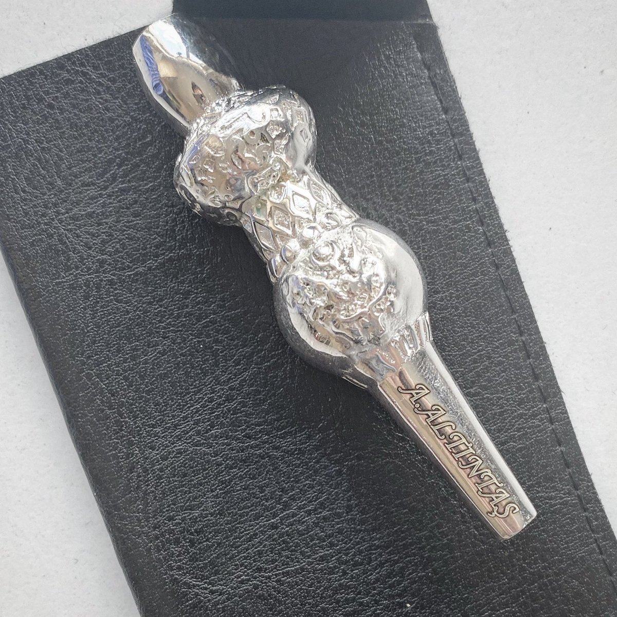 gumussipsi's tweet photo. Sipariş için;
•
📱+90 (538) 437 36 08
#akbsipsi #nargile #sipsi #gümüşsipsi #gumussipsi #istanbul #turkey #follow #like #fashion #love #hookah #shisha #waterpipe #dubai #moscow #rome #paris #london #mouthtips #mouthpiece #boquilla #mundstück #osmanlı #tuğra #sim #osmanlısipsi https://t.co/ft0gdUyjGg