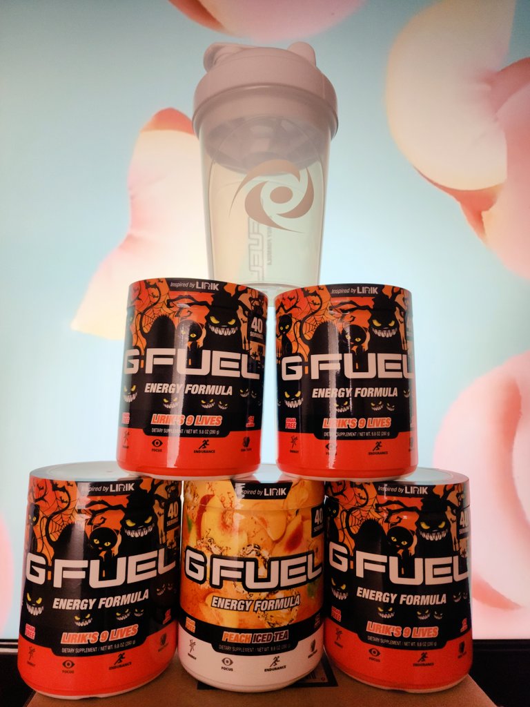 r3llr0ck's tweet photo. 🚨 GIVEAWAY #2! 🚨
I threw out a community poll previous to see which @GFuelEnergy OG flavor you guys wanted to return &amp; the winner was Peach Iced Tea! So that's what I'm giving away. 2 Tubs - 1 Starter Kit - 3 Winners. Good Luck!

-Follow @R3llR0ck &amp; @GFuelEnergy
-Like &amp; Retweet https://t.co/kIWJ112AEN