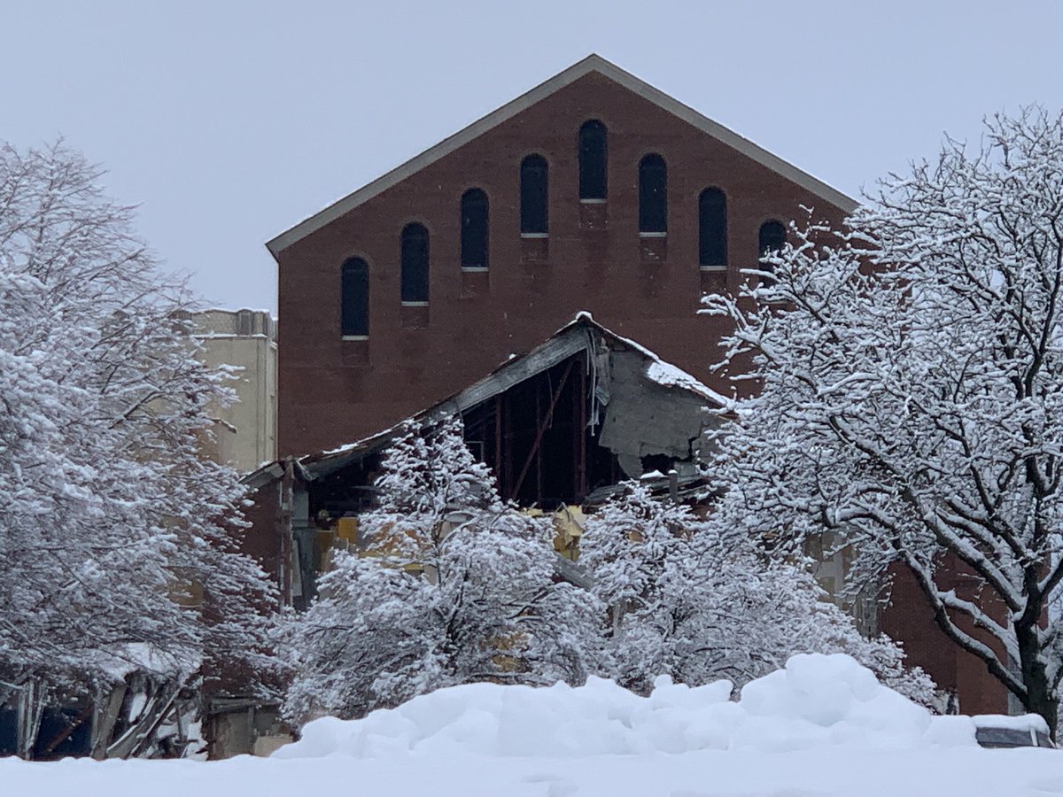 steven_litt's tweet photo. .⁦@ClevelandClinic⁩ demolition of Cleveland Play House digs into Philip Johnson’s Bolton Theatre. https://t.co/NcI6bk6ibE