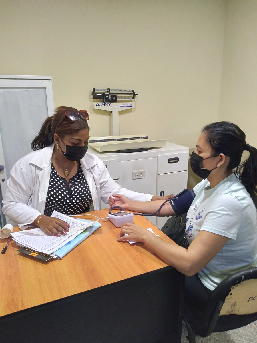 Taily02528478's tweet photo. •Los profesionales de la salud de Cuba altruistas por convicción, llevando esperanza a los más necesitados.  #CELACEsUnidad #CubaPorLaVida #JuntarYVencer @cubacooperaven @MINSAPCuba @CDIElPinar2022 https://t.co/vaGXgOo9PL