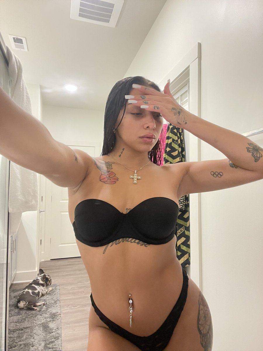 ashton locklear on Twitter: "sub for free😻 https://onlyfans/ashton