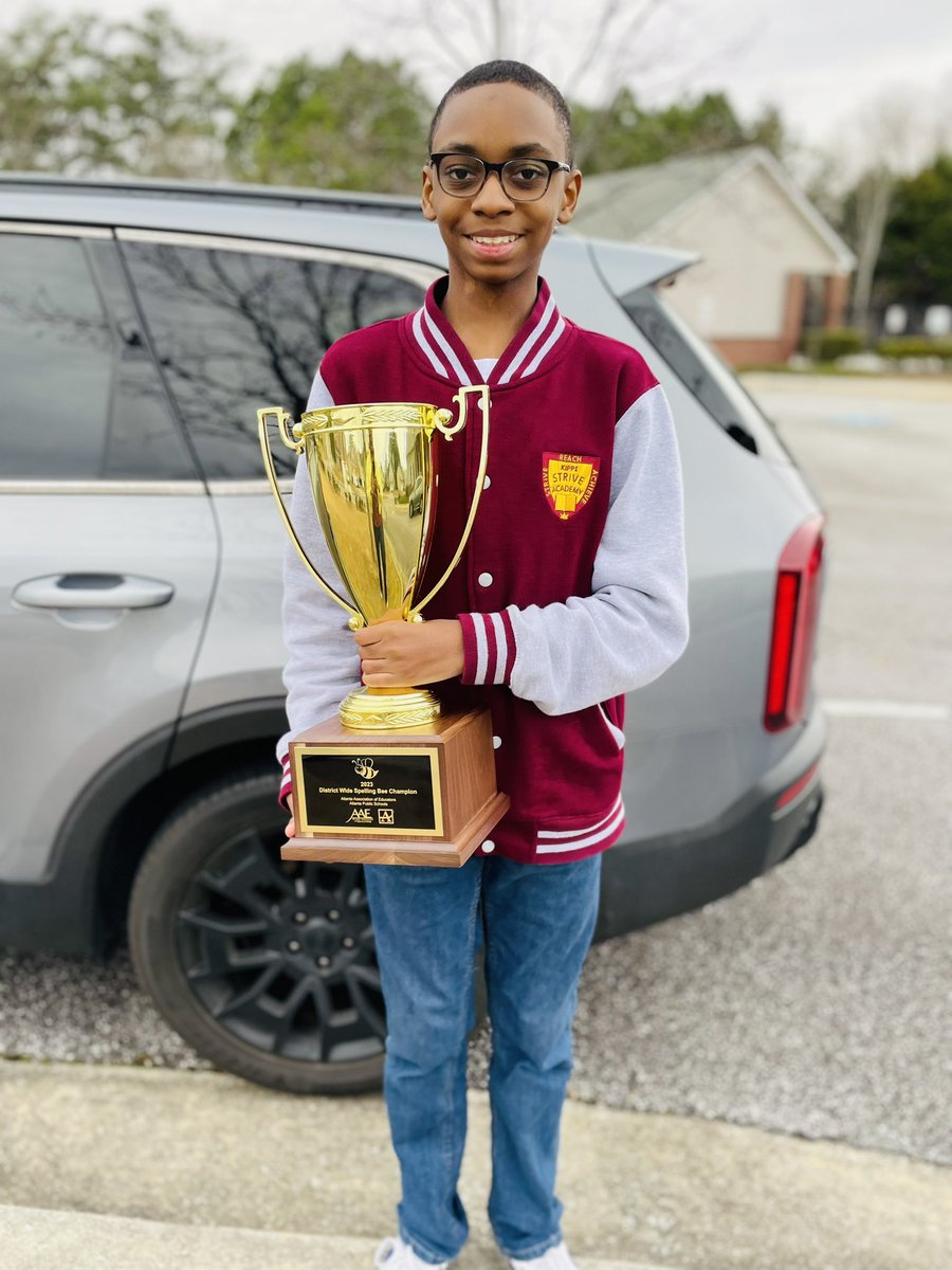 KIPPATL's tweet photo. We are so excited to share that KIPP STRIVE Academy 8th grade scholar, Grayson, competed in the Atlanta Public Schools Spelling Bee this weekend alongside side his #KMAS peers and 45 other APS scholars and WON!
🥳Congratulations, Grayson! 🏆 https://t.co/2VLJ3eKCON