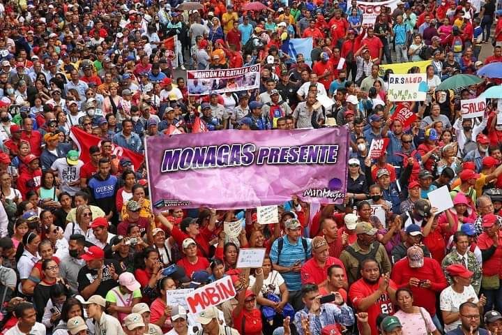 anafuentespsuv's tweet image. Que acaben las sanciones a esta noble patria, que nos devuelvas nuestros recursos, somos un pueblo que hemos luchado por muchos años para obtener nuestra independencia y lo seguiremos haciendo porque somos libres y nuestro futuro lo decidimos nosotros

#RebelionAntiimperialista