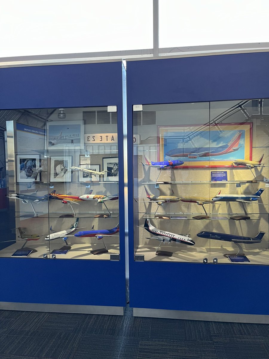 cmscoltsela's tweet image. Frontiers of Flight Museum with GTIS @davidarencibia @kfitz_gcisd @MarcantelMorgan #cmscolts #teamcms