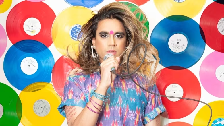 Vivek Shraya's How To Fail as a Popstar is coming to the CBC as a new TV series: cbc.ca/1.6722725 <a href="/vivekshraya/">VIVEK SHRAYA 🆚</a>