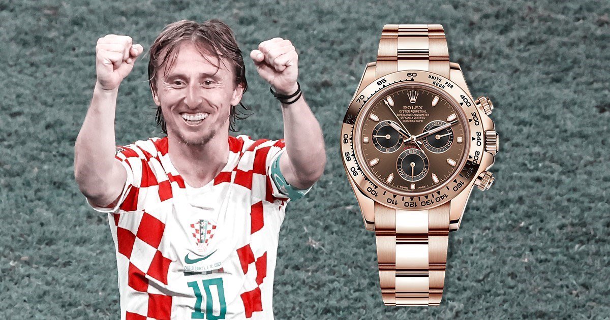 theMadridZone's tweet photo. 🗣️ Luka Modrić’s ex-head of partnerships, Simon Bastiansen: 

“Modrić bought 50 Rolex watches after his Balon d’Or win &amp; gave it to his teammates &amp; staff at Real Madrid/Croatia. Even the drivers got one.”

“Without them I’d never have won” https://t.co/IZSCFfStEj