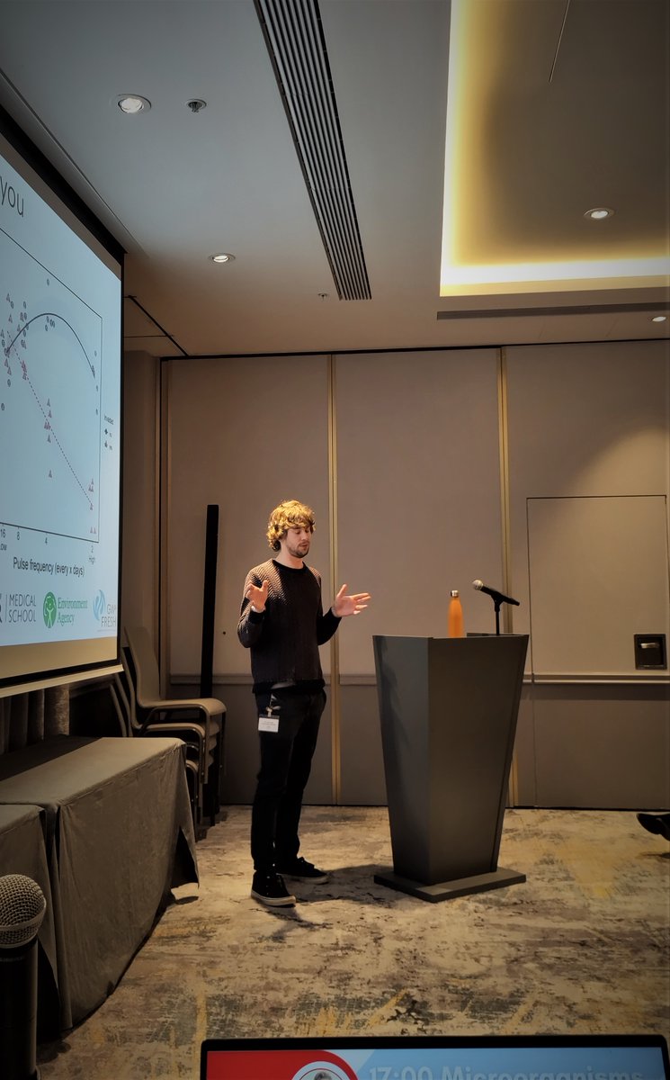 GW4FreshCDT's tweet photo. Our final student session was on #microorganisms &amp; #chemistry. Flash talks were presented by Dr Luke Lear, @_AprilHayes &amp; Chris Webb, with a feature talk by @HebeCarmichael on the effects of multiple stressors on the performance of freshwater bacteria https://t.co/YRq4GM1MuN