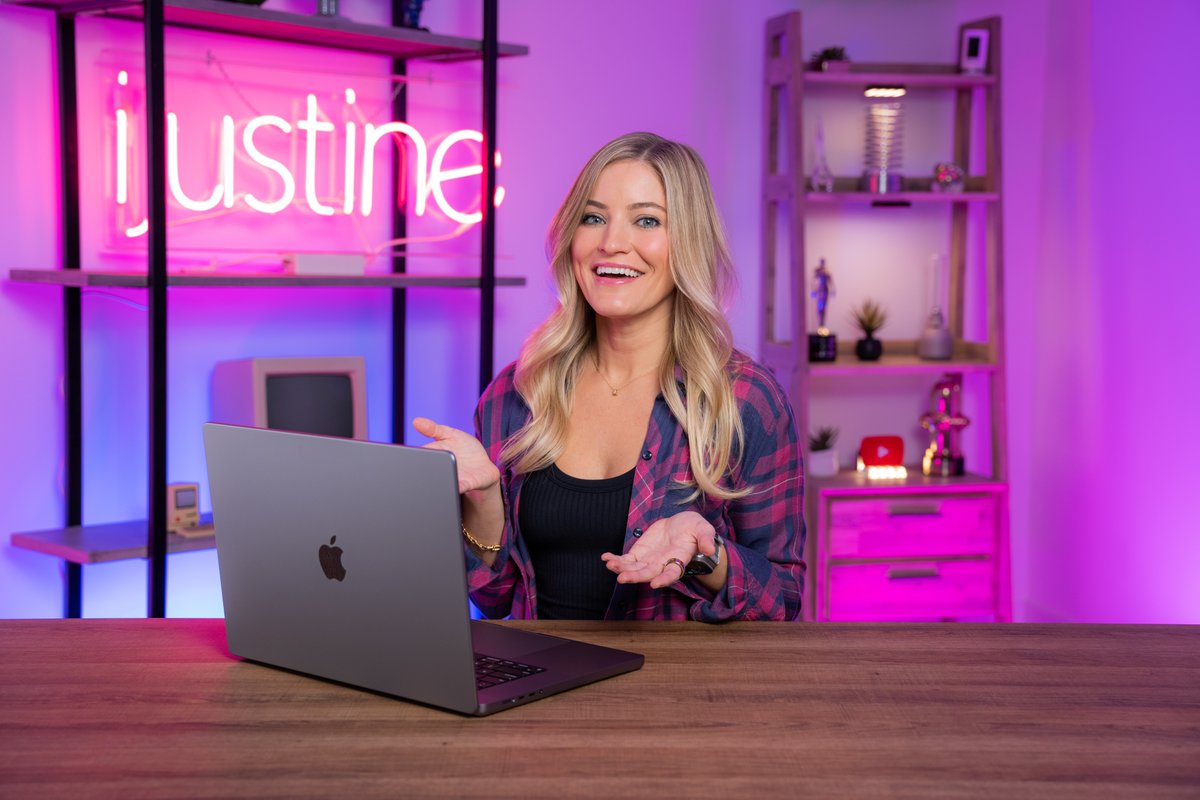 iJustine tweet media