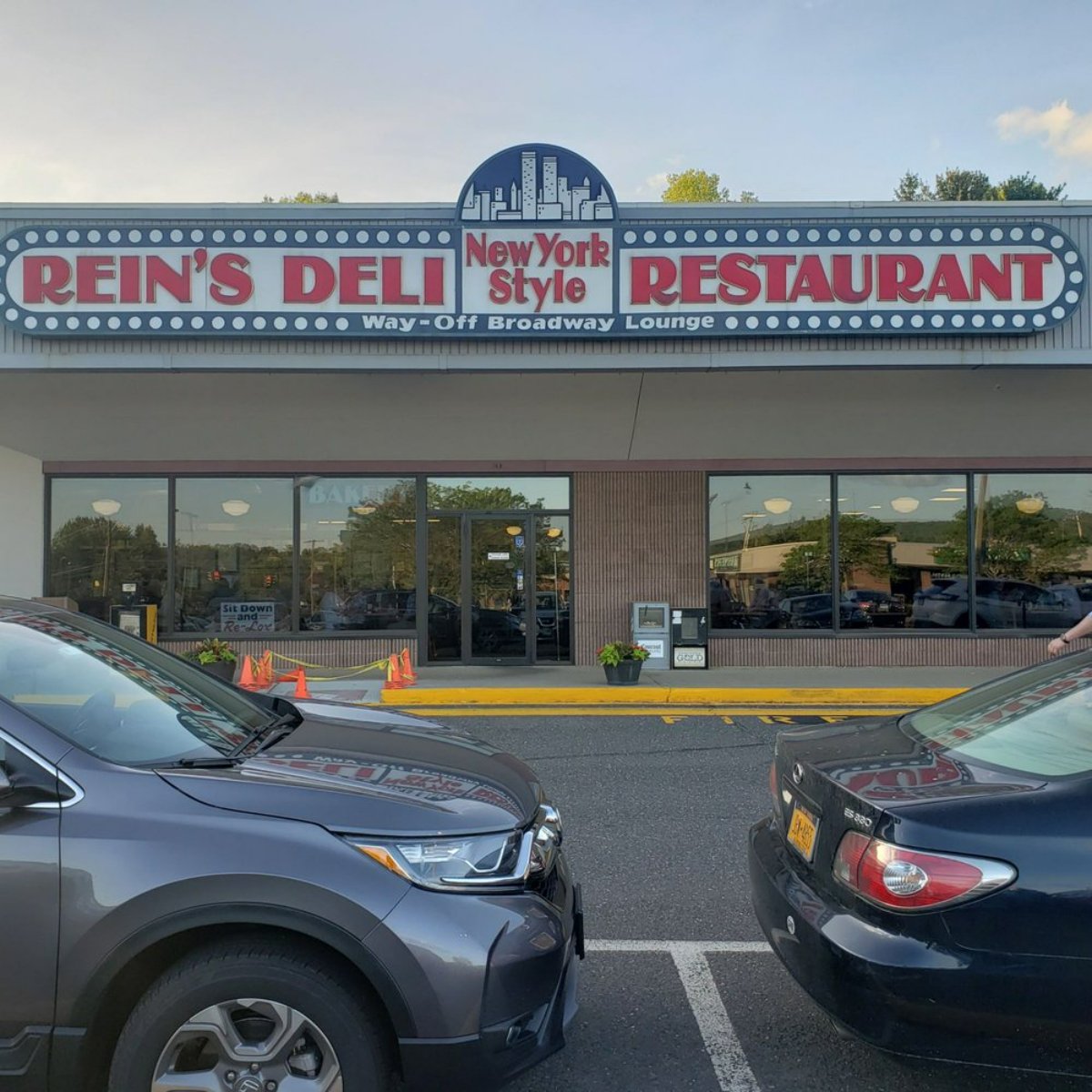 ReinsDeli's tweet photo. From our delicious ingredients to our attentive service, we're your neighborhood spot -- bringing you only the best every time.  #ReinsDeli https://t.co/VWKX3cFcjh
