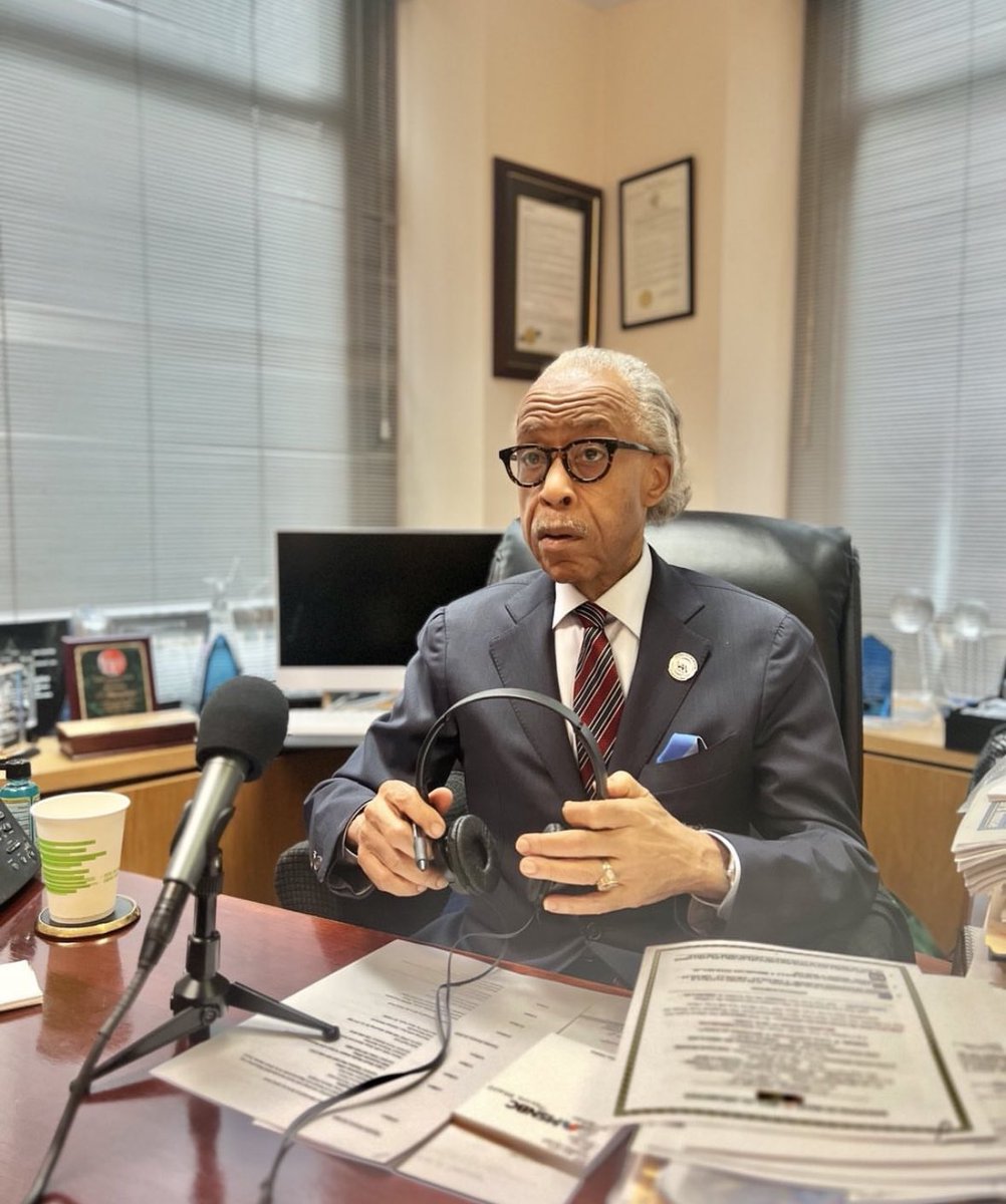 Reverend al sharpton on twitter live from nan corporate keeping it