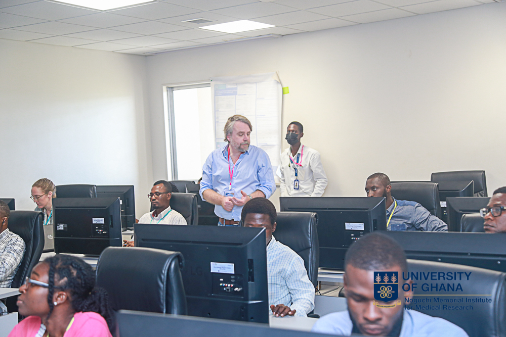 NMIMR_UG's tweet photo. The training workshop on Bacterial Genomics Bioinformatics began today with introduction to Whole Genome Sequencing...
Read more: https://t.co/ntXekGF0Q1

@CambridgeAfrica 
@CamVetSchool 
@AREF_Africa 
@Triedzi https://t.co/ygVbT2zbP5