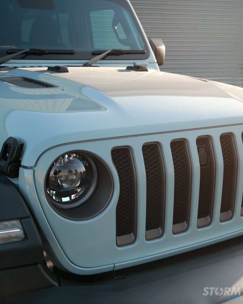 Storm Jeeps tweet media