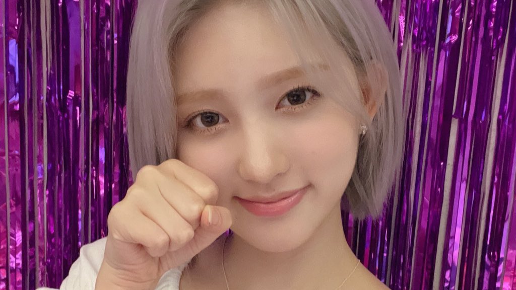 hey y'all it's time de decir #𝕙a𝑘𝚞𝚗a·𝕞a𝑡a𝑡a·𝕪a 🧸♡ así que mejor vayan sacando su mejor outfit
que tienen que impresionar a todos en este #𝙷a𝑙a𝕥e𝑒𝑧是𝚋𝕒c𝑘 ⋆  ̊ ̟ ꒷꒦  voy a apoyarle al 100% miaumores, denme un kiss.

sca𝕣e𝚍y ݁. ᰍᩚ˖ 𝑐at ⊹ #venti!