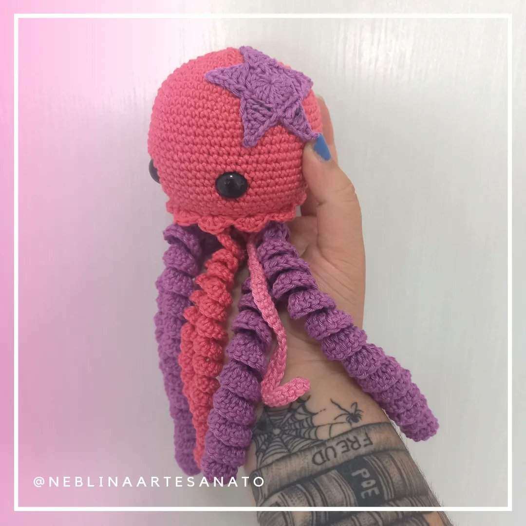 Polvo em amigurumi 💖

Ideal para recém nascidos e bebês, aceitamos encomendas em todas as cores 🥰 
.
.
.
.
.
.
.
#polvo #polvinhoamigurumi #polvorecemnascido #amigurumibrasil #amigurumi #compredequemfaz #compredopequeno #comerciolocal