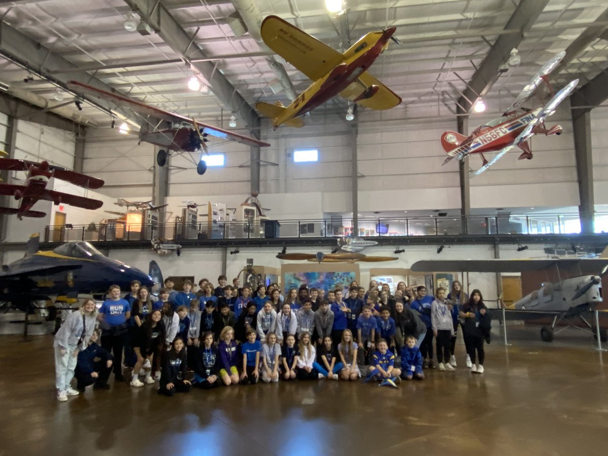 CMSColtsLibrary's tweet photo. Having so much fun at the Frontiers of Flight museum with GTIS classes! Thanks @cmscoltsela for planning a great trip! #TeamCMS https://t.co/NUTeEpsV3c