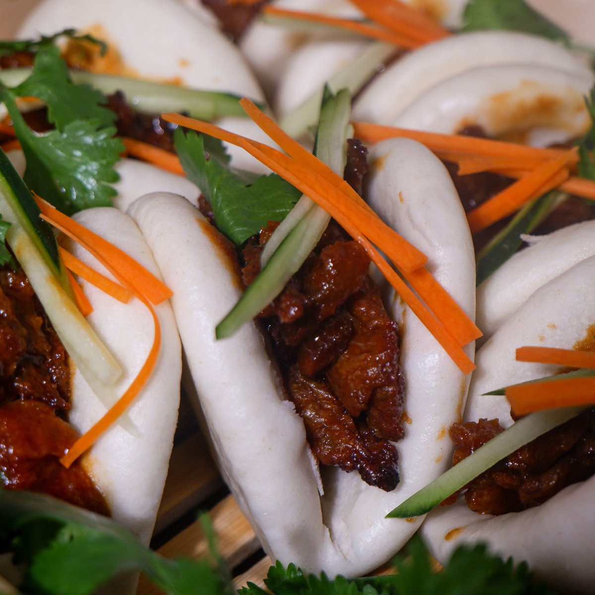 ChknNot's tweet photo. Need a little extra 🔥 for Veganuary? You'll wanna try these Spicy Yuzu CHKN Bao Buns  🥕 https://t.co/Wcla3ZaX5o