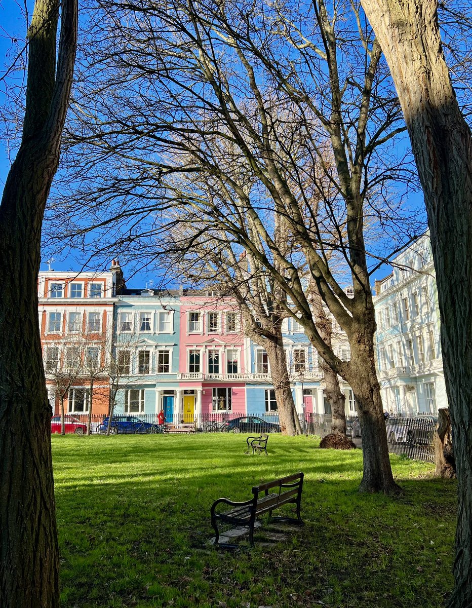 nicciloudon's tweet photo. Chalcot Square, Primrose Hill on my weekend walk 🌈 https://t.co/CJeyYWCADA