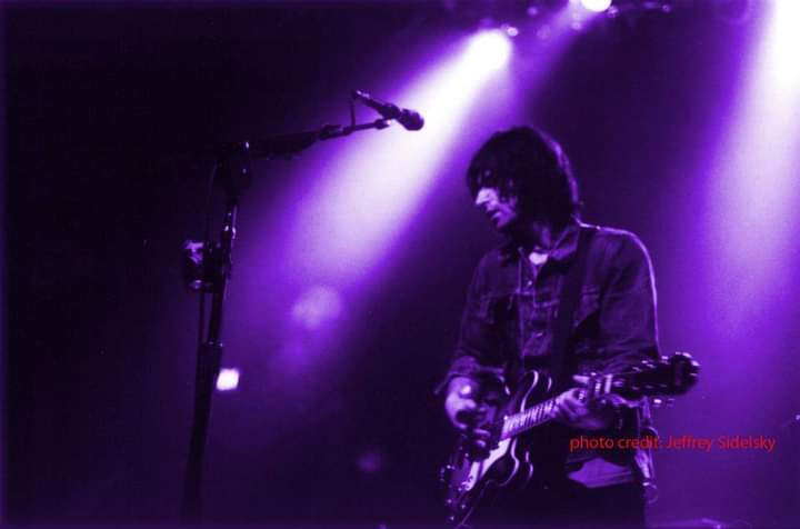 mojosent's tweet photo. On Nov 24 2001 🖤🌟🖤🌟🖤🌟🖤
Pete Yorn played a smoking hot set w his band, Dirty Birds, at @TLAPhilly 
I was there that Saturday Nite (&amp; so many more times)
@peteyorn #mftma #philly #southstreet 
📸 : Jeffrey Sidelsky #photomojo 
#peteyorn #theaterofthelivingarts https://t.co/Rkff9tSCUP