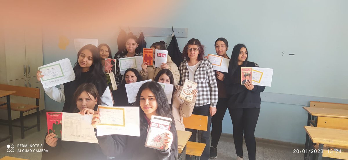 2022- 2023 Eğitim Öğretim Yılı 1. Dönem sonunda öğrencilerimize kitap hediye edildi.
<a href="/Dr_Onderarpaci/">Dr. Önder ARPACI</a> 
@akmaneralp