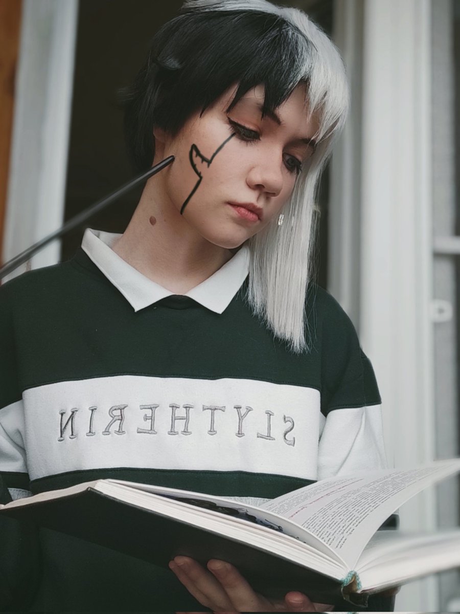 KeoAmi's tweet photo. Good morning, Senku-chaan~ 

#gen #asagirigen #DrSTONE #drstone千空誕生祭 #cosplay #HarryPotter #Slytherin https://t.co/rD38rVAXUg