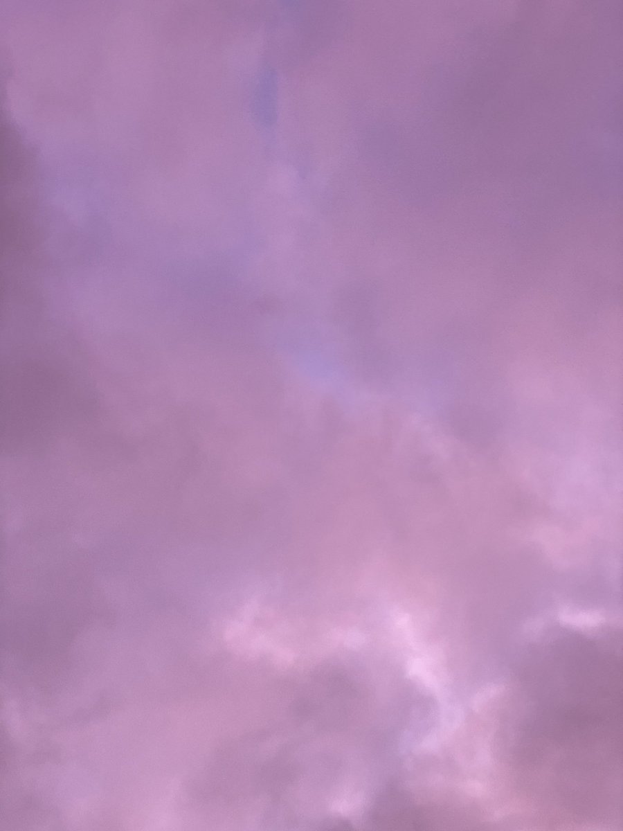 marcelorv24's tweet photo. Yesterday’s sunset 🥰🤍 https://t.co/gvficaD9GW