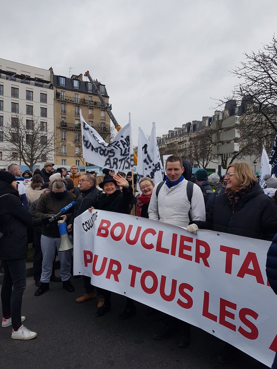 catkjo's tweet photo. Pour tout français, il est impensable de laisser disparaître nos boulangers et artisans.
Le marché européen de l'électricité nous tue. 
Il est impératif que Macron en négocie les conditions d'adhésion de la France.
#SauvonsNosArtisans
#MarcheEuropeenElectricite 
#ResistonsAvecJL https://t.co/G8UDm6xpzQ