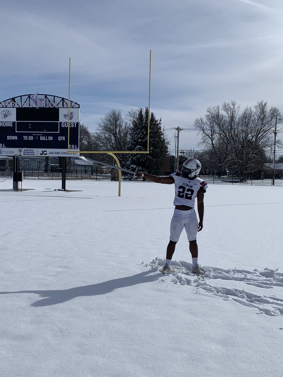 CoachTMartinezz's tweet photo. ❄️❄️⚔️ https://t.co/O98JhQiR1u