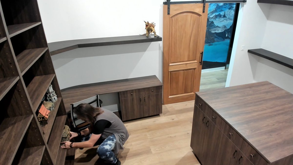 beaulavorregard's tweet photo. NO WAY IM AT WORK AND MISSING THE STREAM OF A MATTHEW MERCER IN HIS NATURAL HABITAT? https://t.co/6r2WGfVscZ