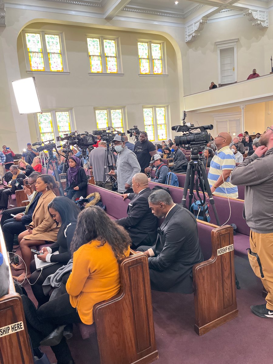 lakeedajohnsontv tweet media