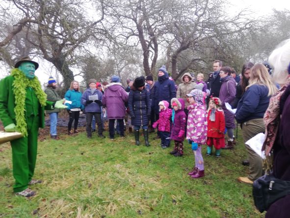 Orchardshare's tweet photo. What a fantastic Wassail! Thanks to the Green Man for leading the procession, @dry_arch , @Walcotchoir and lots of wonderful volunteers for cake, soup and much more! @greenbathnes @bathorganicgrp @bathamptonpc https://t.co/Xudfkcgj73