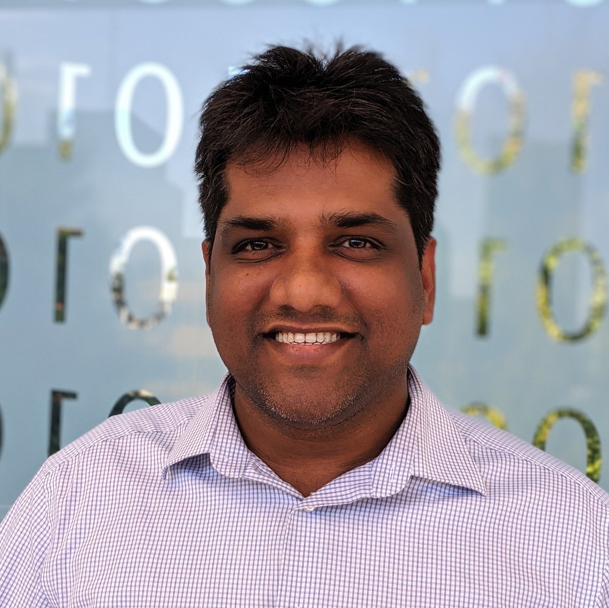 Congratulations to Professor Moin Qureshi for being named as both an ACM and IEEE fellow! 
cc.gatech.edu/news/dual-fell…