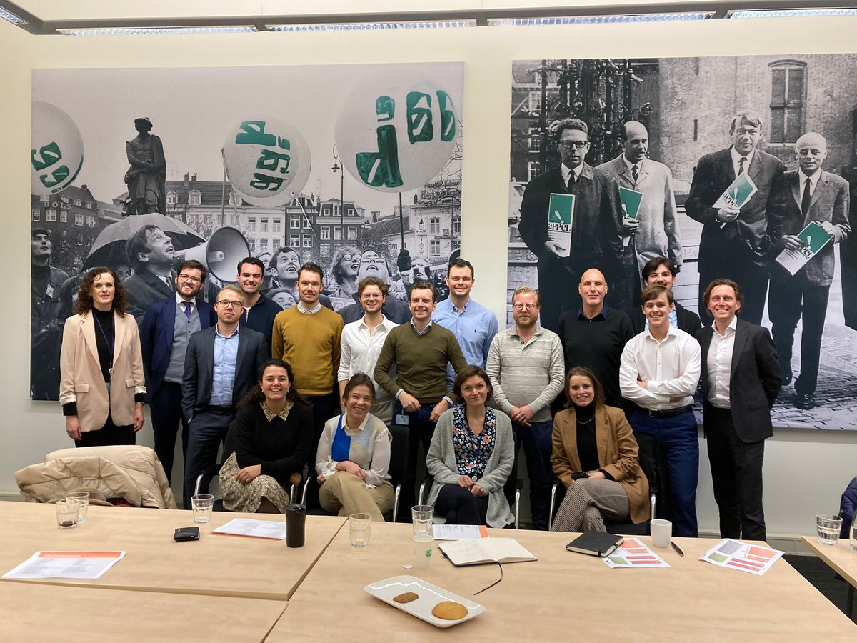 Vandaag met deze toppers <a href="/D66/">D66</a> een heel nuttige sessie over werkdruk en werkplezier van <a href="/StressCentrumNL/">Stresscentrum</a>! Waarvoor dank!