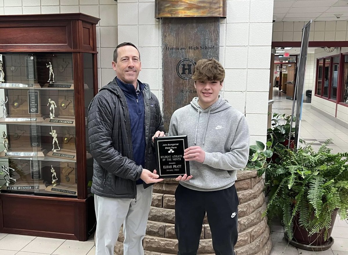 elijahpratt24's tweet photo. Big thank you to Mr. John Bumgarner State Farm for honoring me with Student Athlete of the Month. https://t.co/93ZbDkC35j