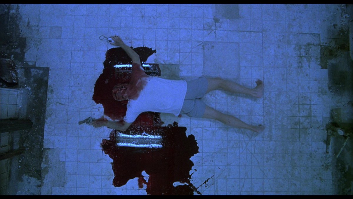 carouselshotgun's tweet photo. bitches be like “this film radiates comfort” and then this is the film: https://t.co/nIAydFV2F4